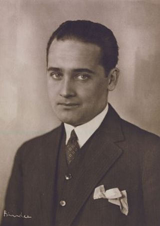 Max Hansen vor 1929; Urheber: Alexander Binder (1888–1929); Quelle: Wikipedia bzw. Wikimedia Commons; zeitgenössische Postkarte; Lizenz: gemeinfrei