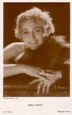 Dary Holm vor 1929; Urheberr: Alexander Binder (1888–1929); Quelle: www.cyranos.ch; Lizenz: gemeinfrei